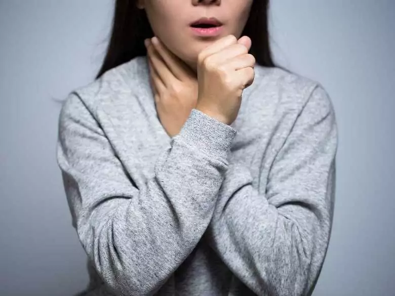 Krztusiec – co warto o nim wiedzieć? Nie myl go z przeziębieniem