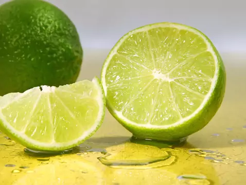 Witamina C rośnie - ciśnienie spada