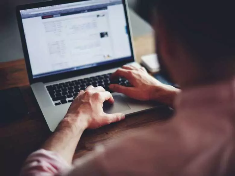 Nowe technologie mogą wspierać samoleczenie. Szczególnie pomocne są dane zbierane przez aplikacje i urządzenia mobilne