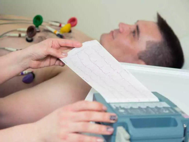 Zastosowanie sztucznej inteligencji w medycynie. Jakie są korzyści dla pacjentów i lekarzy?