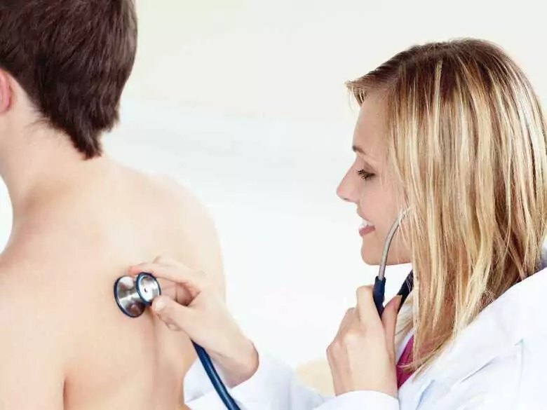 Przewlekła obturacyjna choroba płuc (POChP) a niewydolność serca: poznaj korelację!